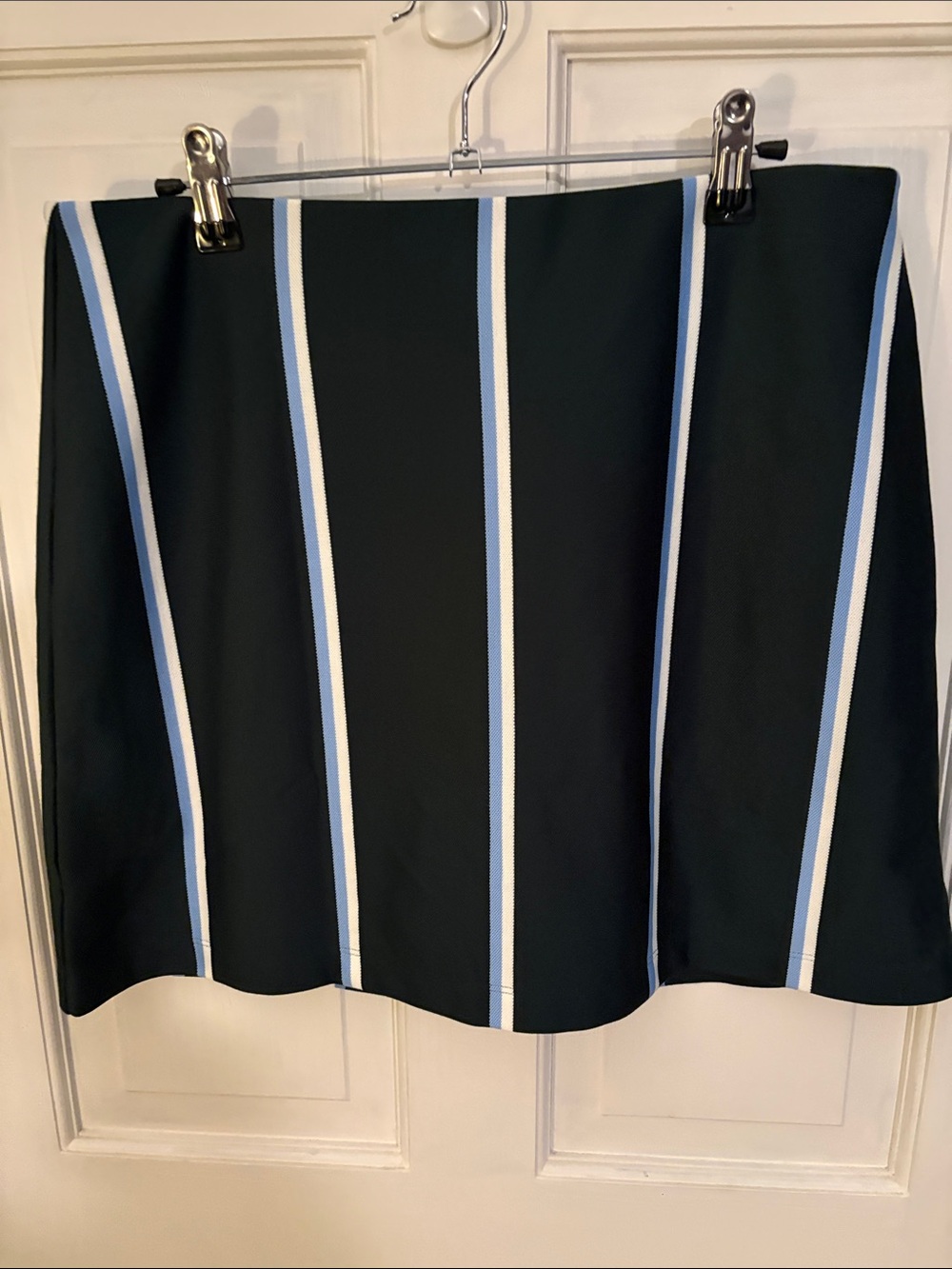 Tory Burch sport Black Mini Skirt Light Blue & White Stripes size large like new